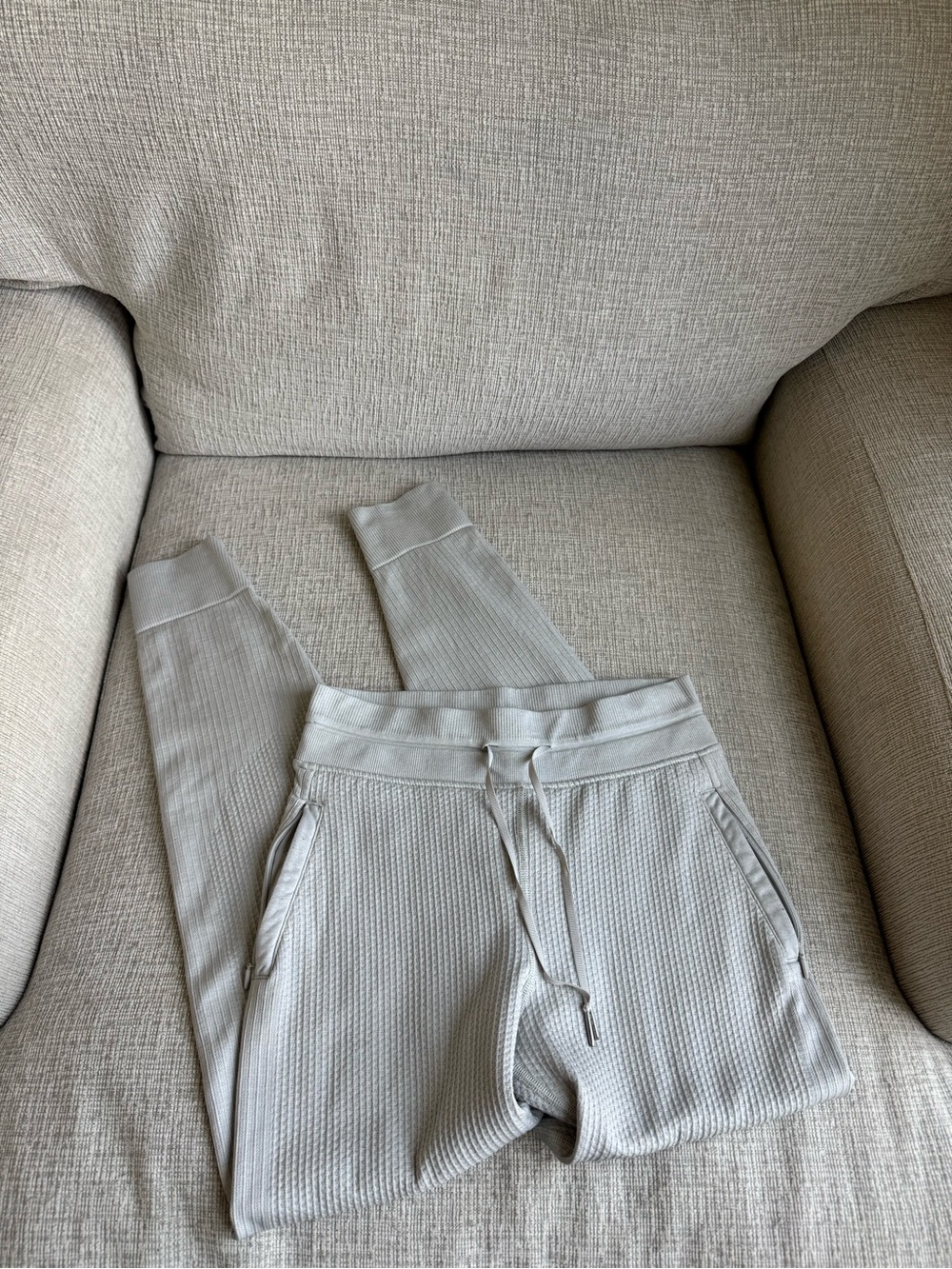 lululemon athletica Light Gray Waffle-Knit Joggers